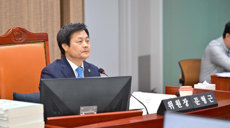 제384회 임시회 제1차 여성가족평생교육위원회_8