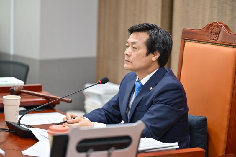 제384회 임시회 제1차 여성가족평생교육위원회_10
