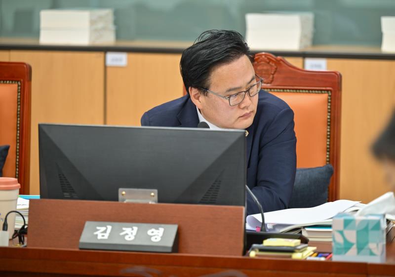 제384회 임시회 제1차 여성가족평생교육위원회_5