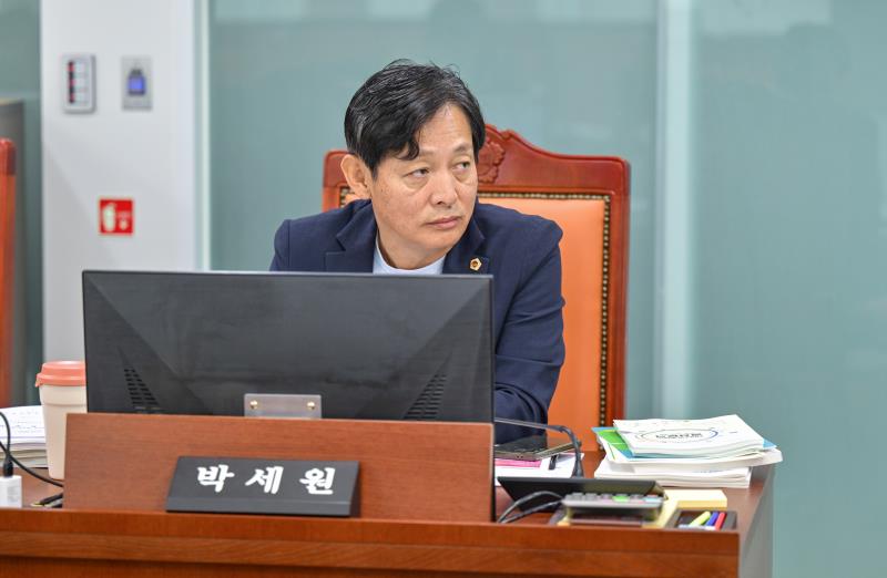 제384회 임시회 제1차 여성가족평생교육위원회_3