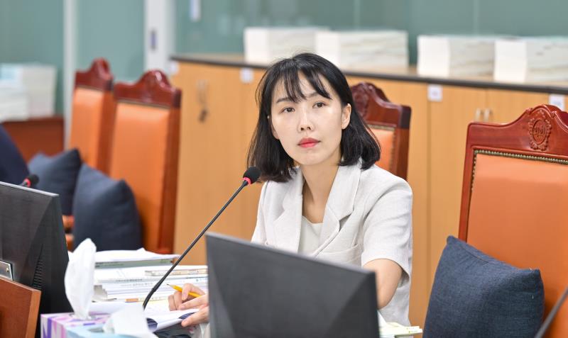 제384회 임시회 제1차 여성가족평생교육위원회_5