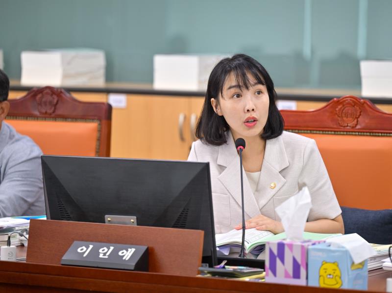 제384회 임시회 제1차 여성가족평생교육위원회_10