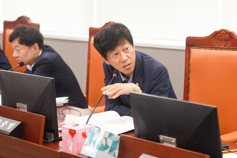 제384회 임시회 제1차 안전행정위원회_10
