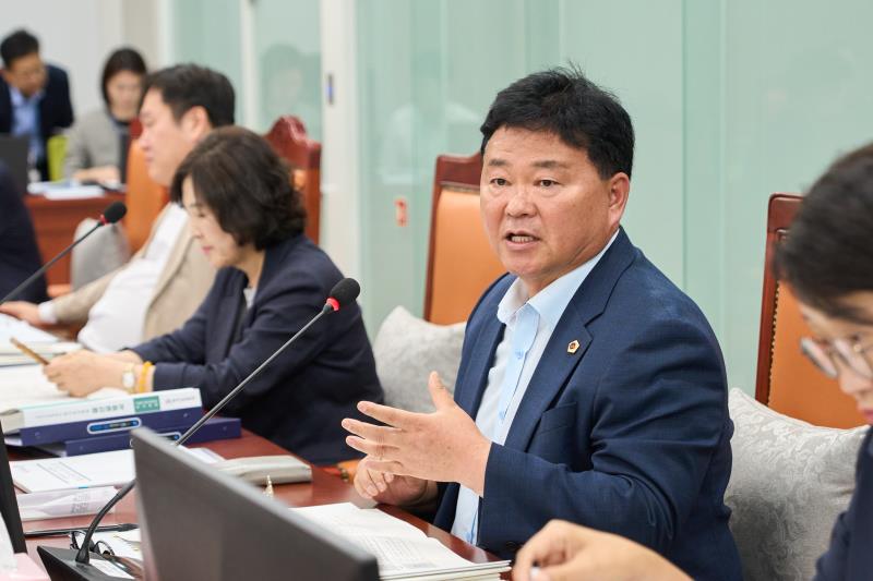 제384회 임시회 제1차 교육기획위원회_3
