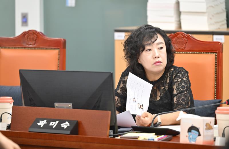 제384회 임시회 제2차 여성가족평생교육위원회_4