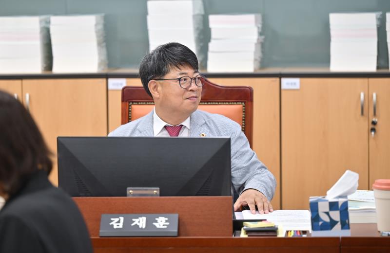 제384회 임시회 제2차 여성가족평생교육위원회_4