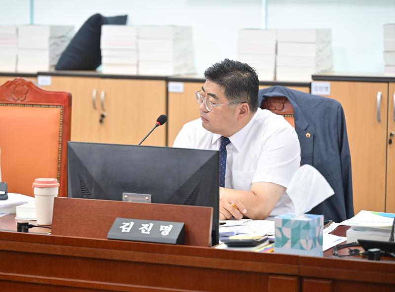 제384회 임시회 제2차 여성가족평생교육위원회_9