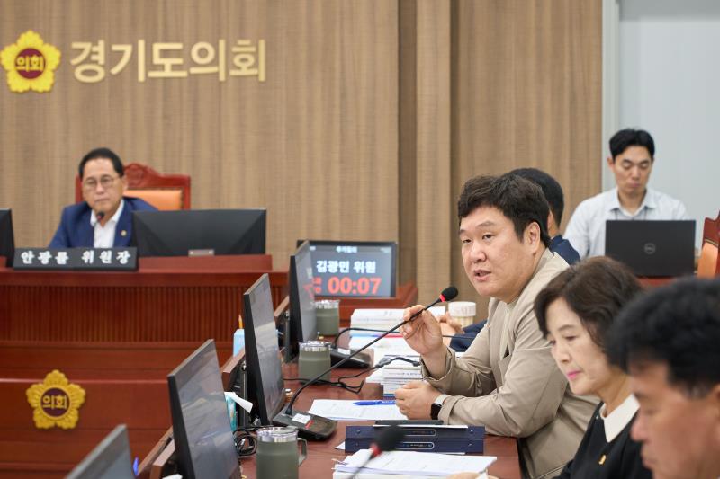 제384회 임시회 제2차 교육기획위원회_4