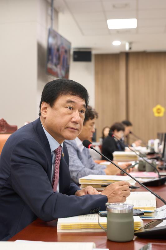 제384회 임시회 제2차 교육기획위원회_3
