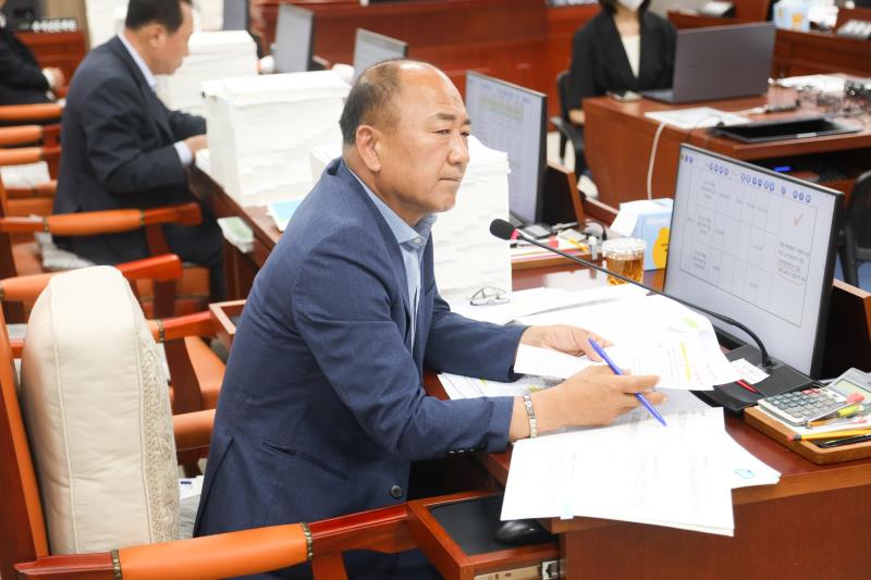 제384회 임시회 제2차 안전행정위원회_4