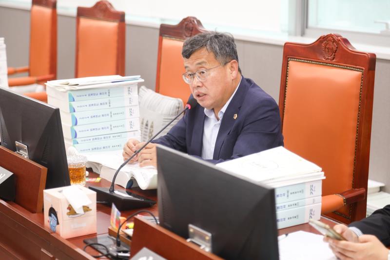 제384회 임시회 제2차 안전행정위원회_4