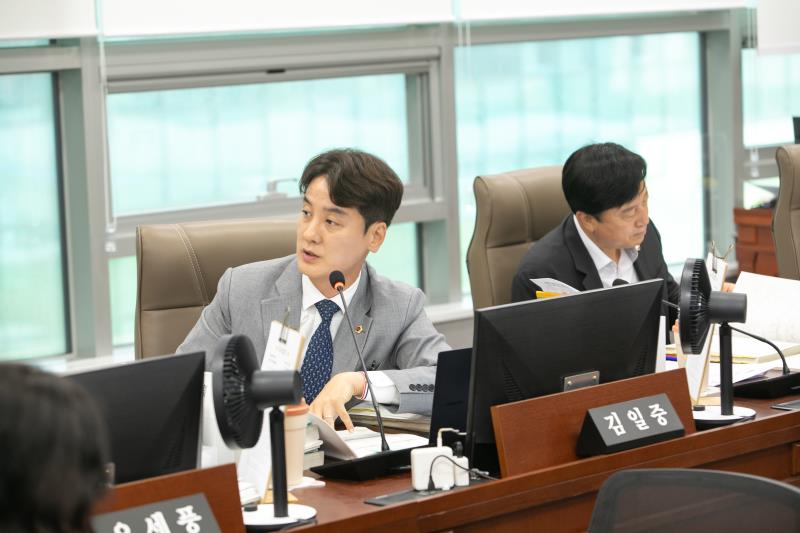 제384회 임시회 제2차 교육행정위원회_3