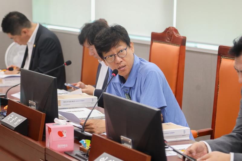 제384회 임시회 제3차 안전행정위원회_9