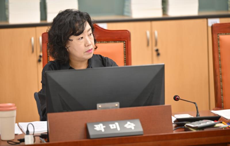 제384회 임시회 제3차 여성가족평생교육위원회_5