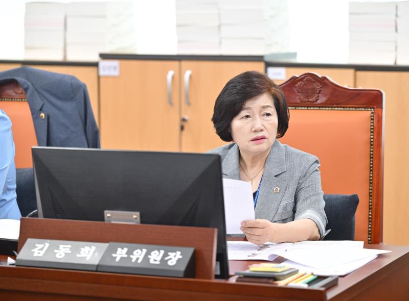 제384회 임시회 제3차 여성가족평생교육위원회_10