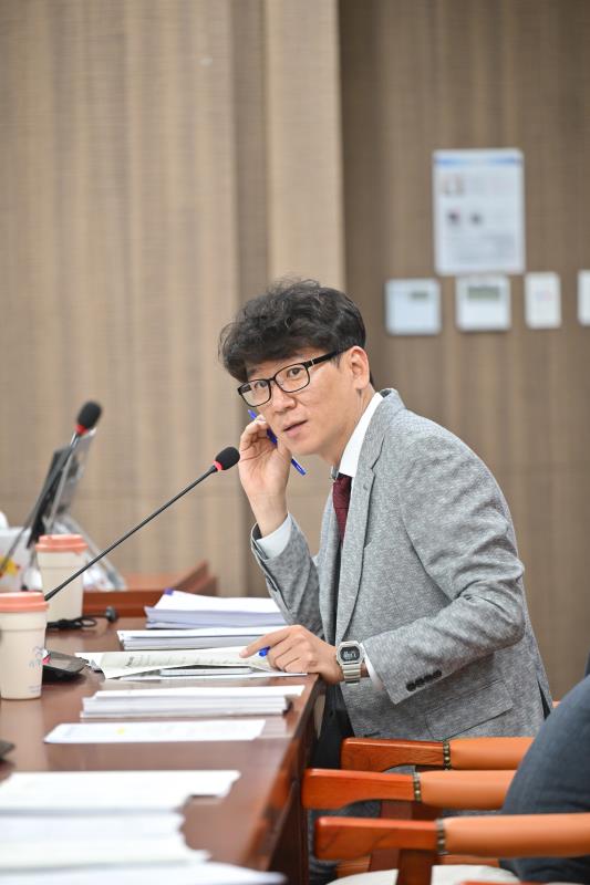 제384회 임시회 제3차 여성가족평생교육위원회_8