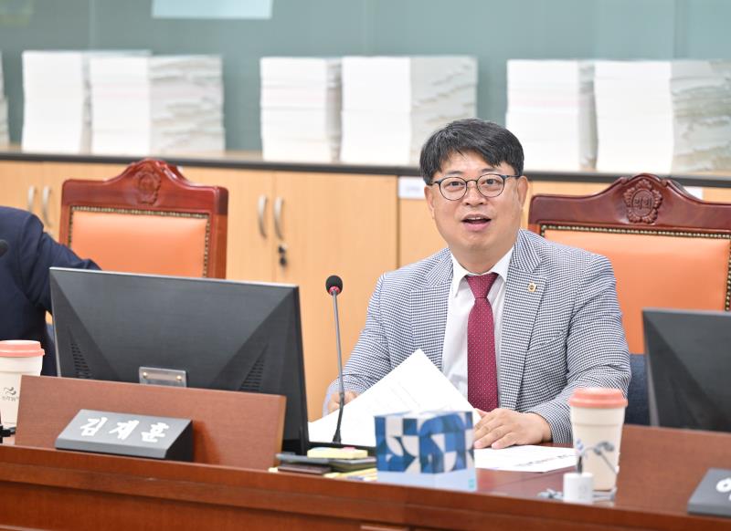 제384회 임시회 제3차 여성가족평생교육위원회_2
