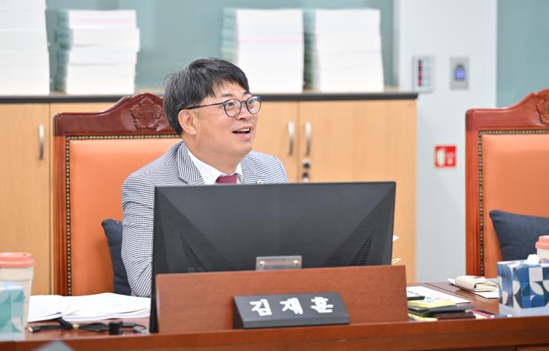 제384회 임시회 제3차 여성가족평생교육위원회_3