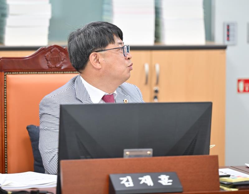제384회 임시회 제3차 여성가족평생교육위원회_4