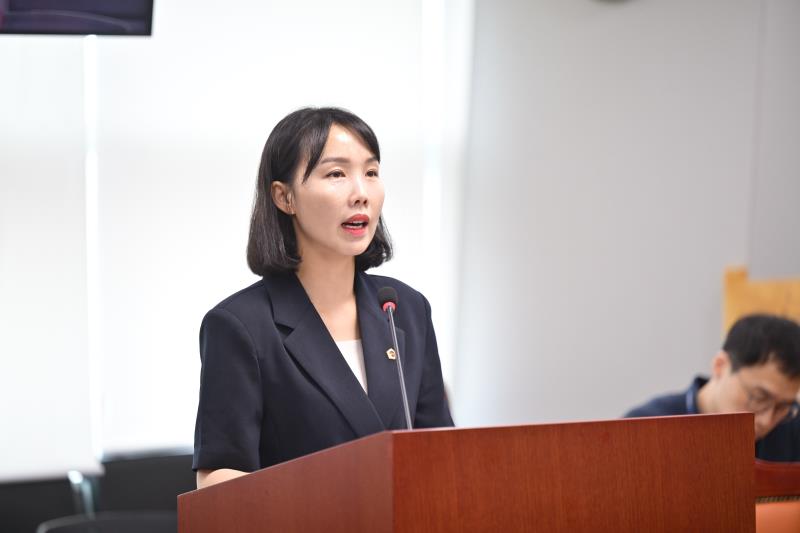 제384회 임시회 제3차 여성가족평생교육위원회_4