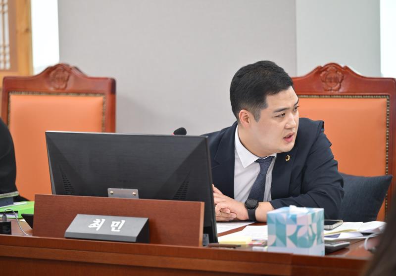 제384회 임시회 제3차 여성가족평생교육위원회_7