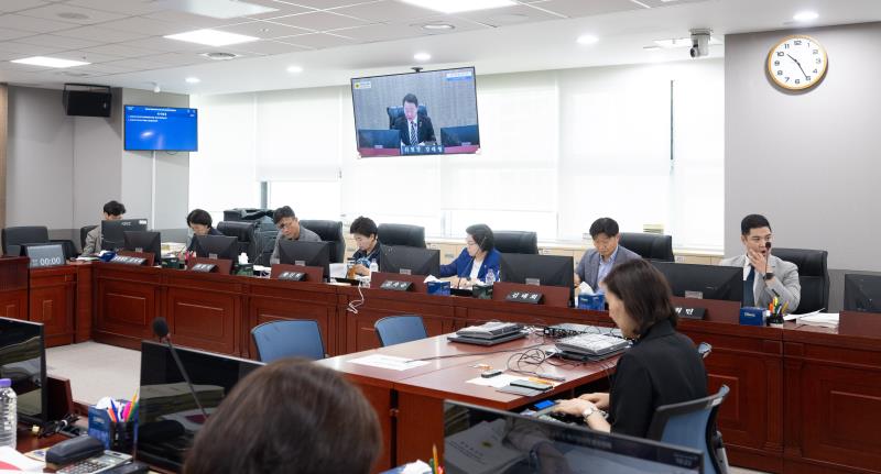 제384회 임시회 제2차 경기도교육청예산결산특별위원회 사진 4