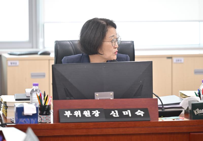 제384회 임시회 제2차 경기도교육청예산결산특별위원회_8
