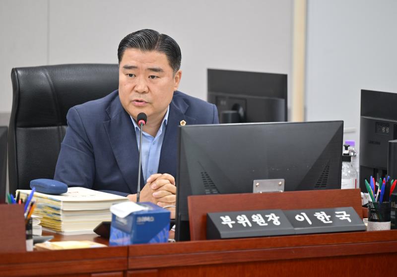 제384회 임시회 제2차 경기도교육청예산결산특별위원회_4