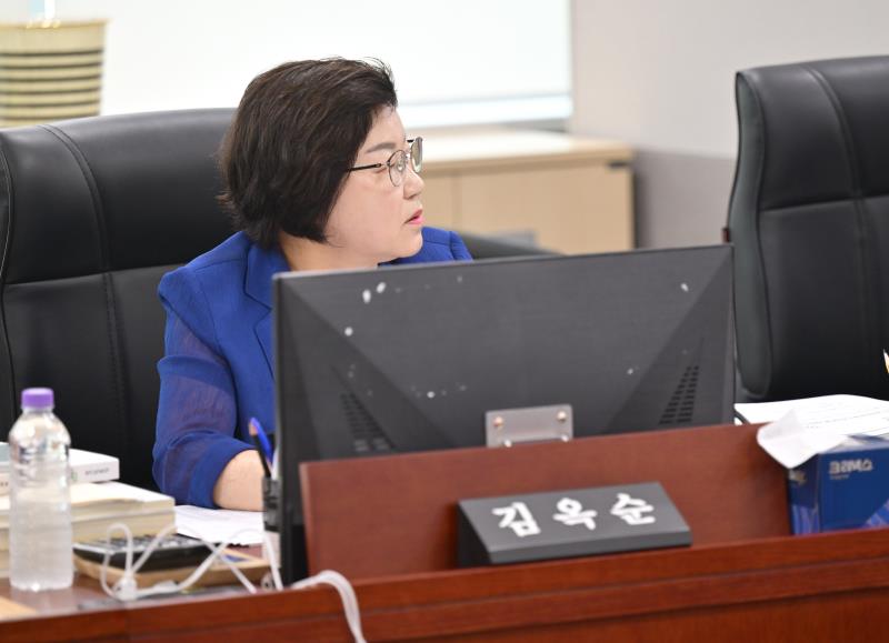 제384회 임시회 제2차 경기도교육청예산결산특별위원회_6