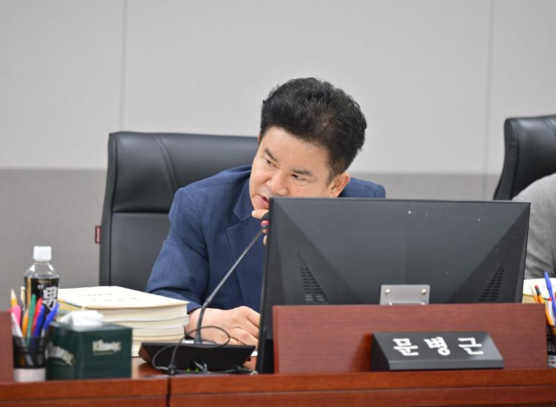 제384회 임시회 제2차 경기도교육청예산결산특별위원회_2