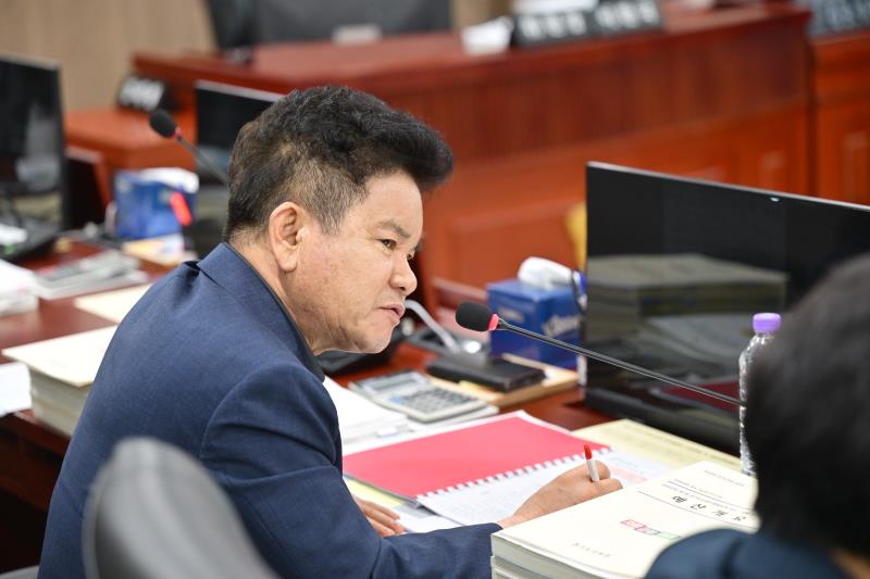 제384회 임시회 제2차 경기도교육청예산결산특별위원회_7