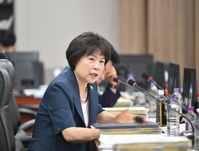 제384회 임시회 제2차 경기도교육청예산결산특별위원회_9