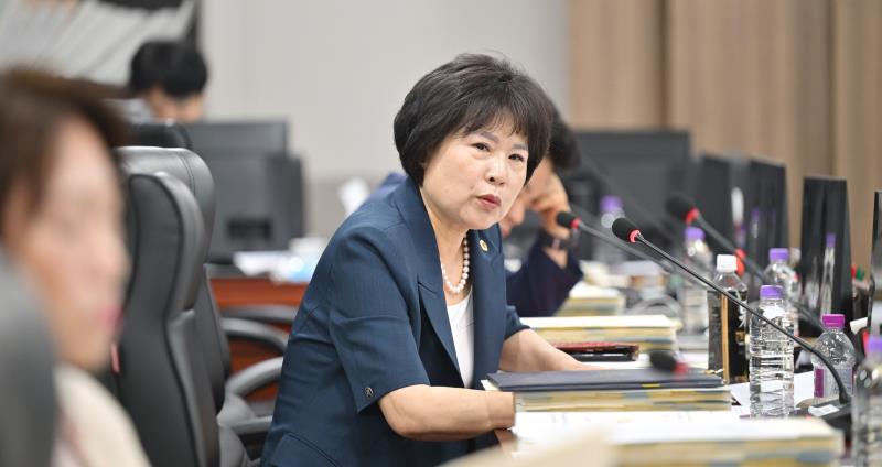 제384회 임시회 제2차 경기도교육청예산결산특별위원회_10