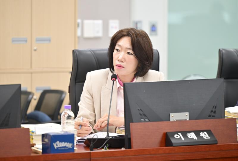 제384회 임시회 제2차 경기도교육청예산결산특별위원회_2