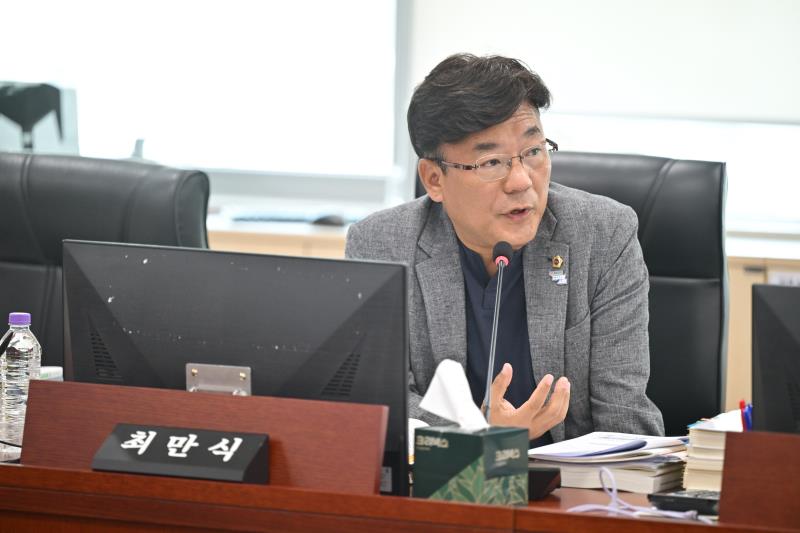 제384회 임시회 제2차 경기도교육청예산결산특별위원회_7