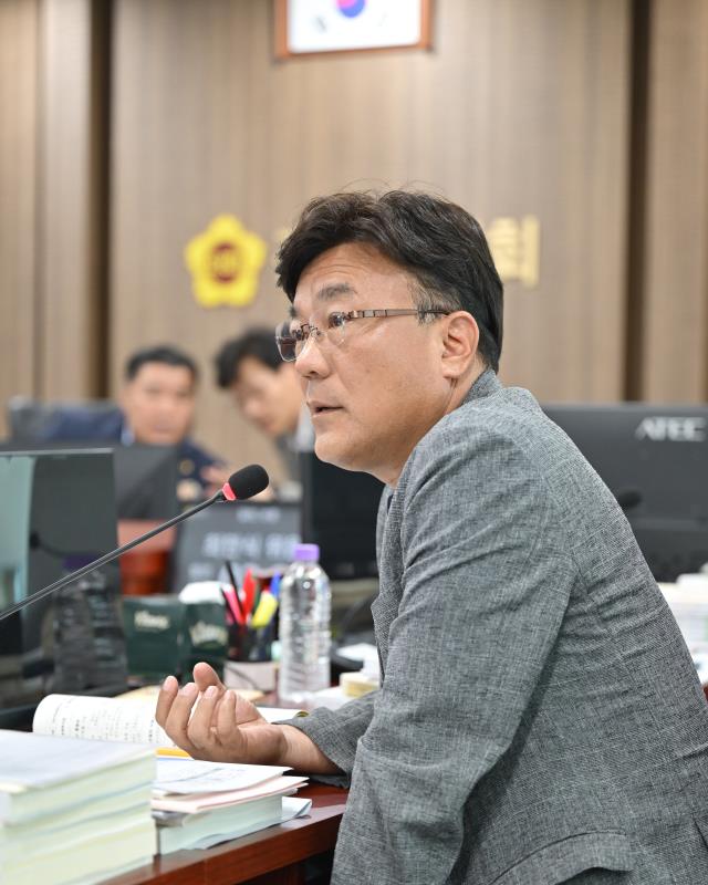 제384회 임시회 제2차 경기도교육청예산결산특별위원회_9