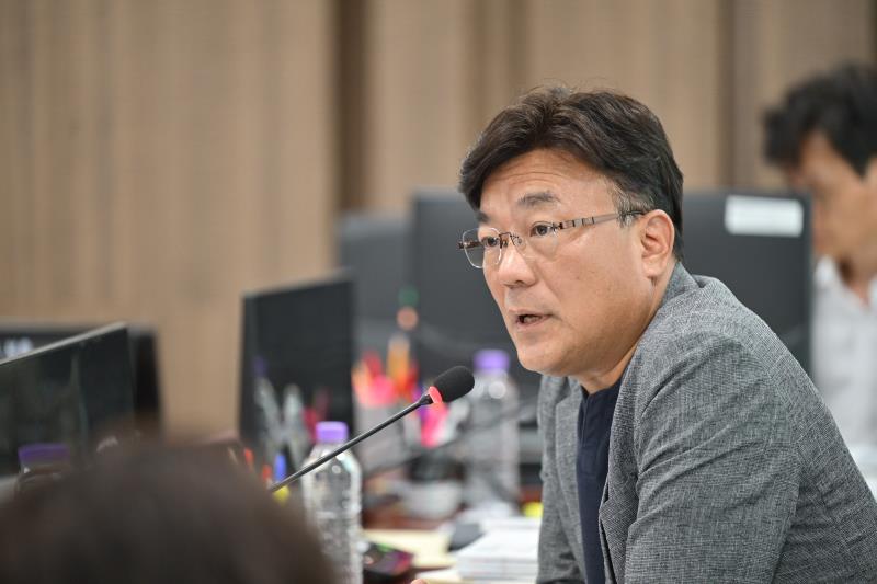 제384회 임시회 제2차 경기도교육청예산결산특별위원회_10