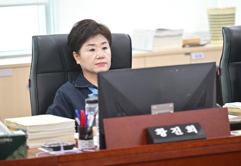 제384회 임시회 제2차 경기도교육청예산결산특별위원회_3