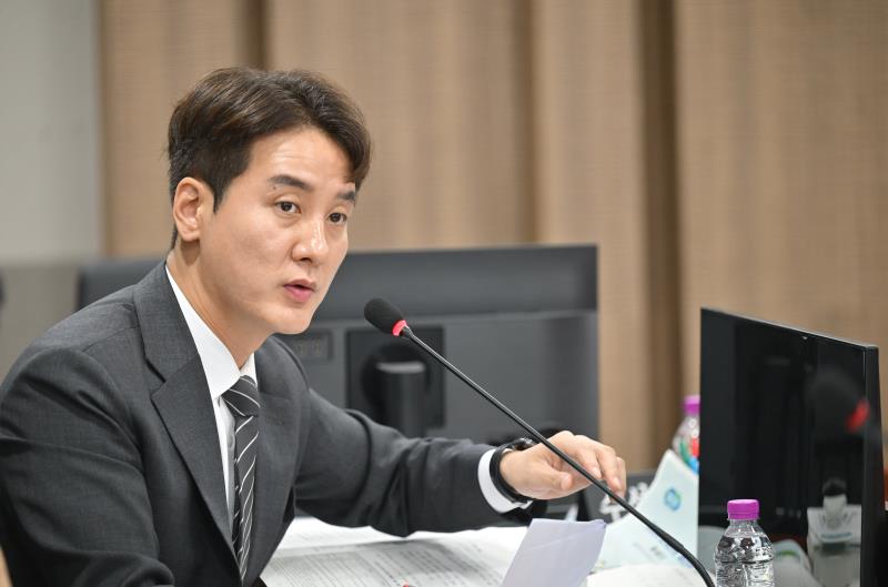 제384회 임시회 제1차 경기도청예산결산특별위원회_4