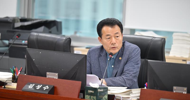 제384회 임시회 제1차 경기도청예산결산특별위원회_3