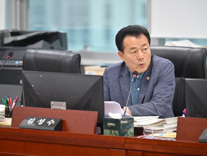 제384회 임시회 제1차 경기도청예산결산특별위원회_4