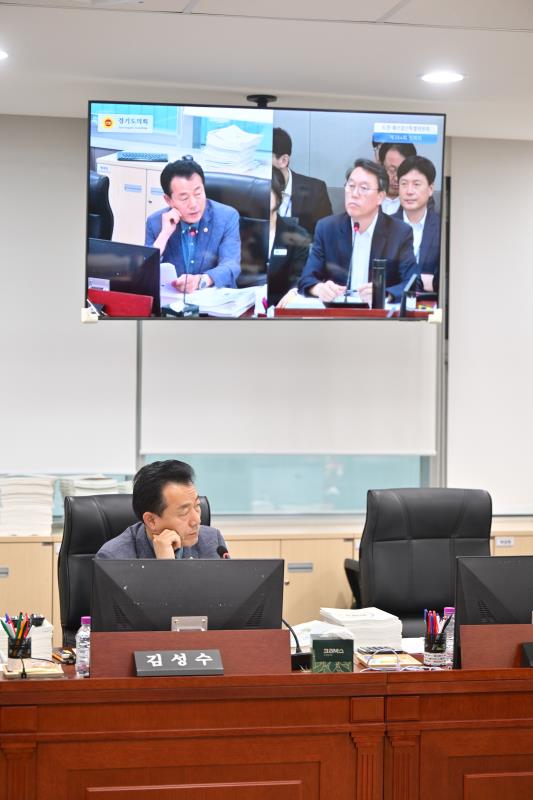 제384회 임시회 제1차 경기도청예산결산특별위원회_8
