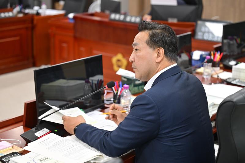 제384회 임시회 제1차 경기도청예산결산특별위원회_7