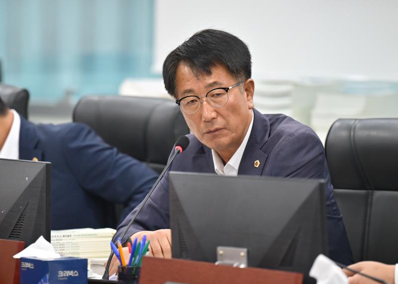 제384회 임시회 제1차 경기도청예산결산특별위원회_5