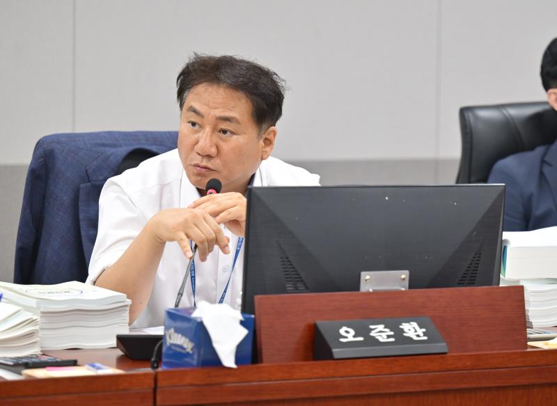 제384회 임시회 제1차 경기도청예산결산특별위원회_5