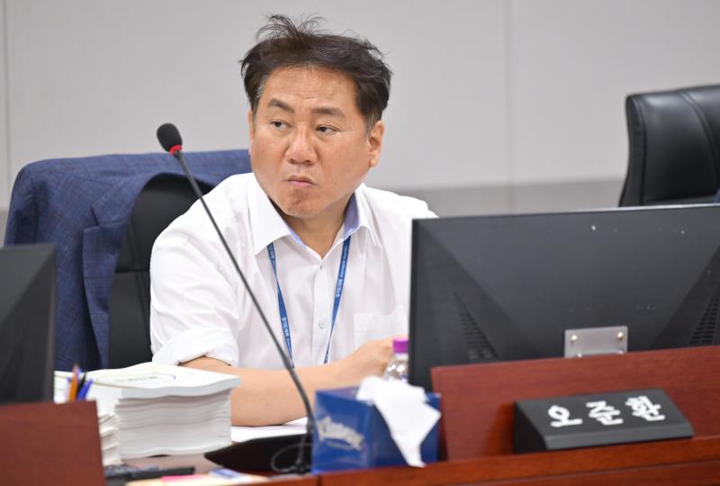 제384회 임시회 제1차 경기도청예산결산특별위원회_6