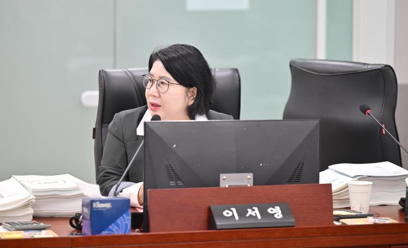 제384회 임시회 제1차 경기도청예산결산특별위원회_3