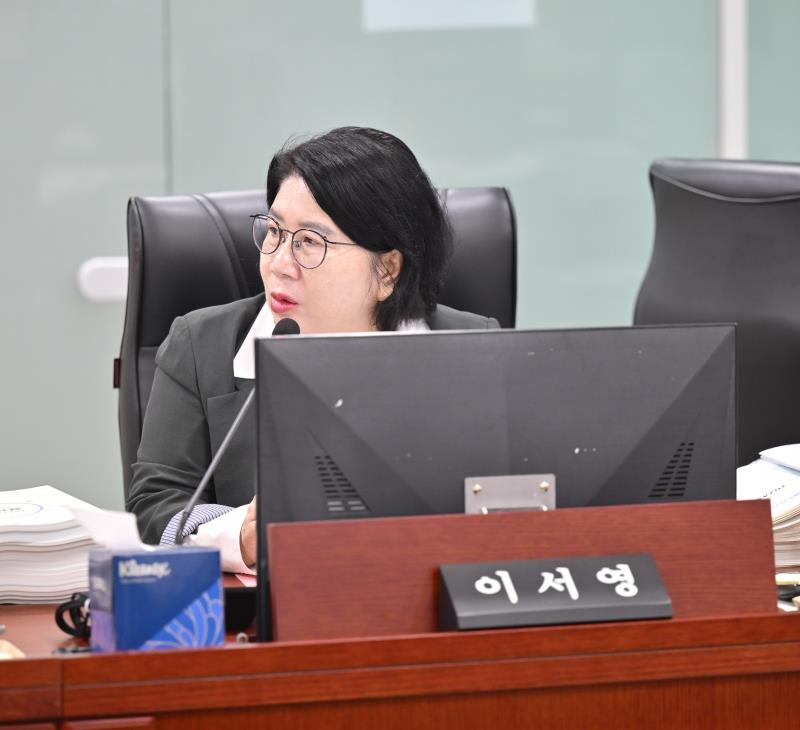 제384회 임시회 제1차 경기도청예산결산특별위원회_4