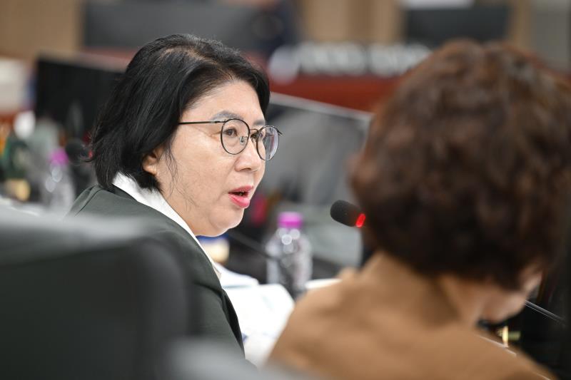 제384회 임시회 제1차 경기도청예산결산특별위원회_9