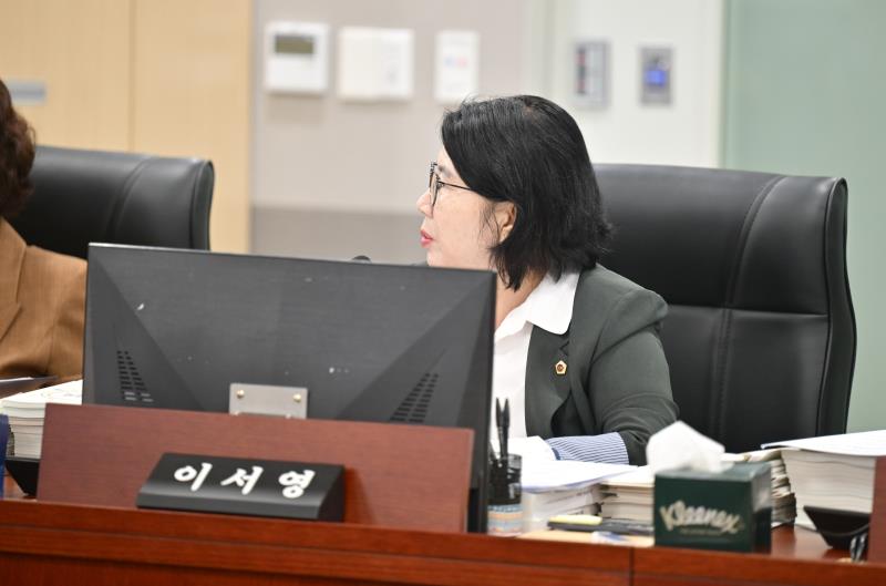 제384회 임시회 제1차 경기도청예산결산특별위원회_10